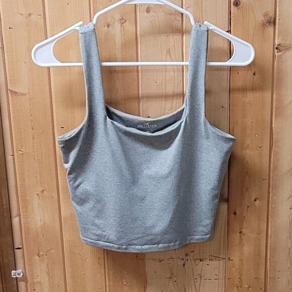 Hollister Tops - Grey Hollister Cropped Tank Top #Croptop Size M